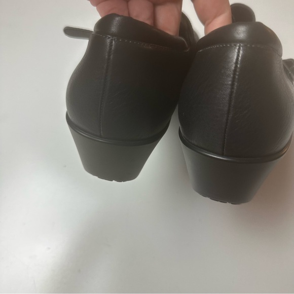 Abeo Black Leather Buckle Mules - Picture 12 of 16